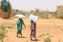 KSrelief Distributes 586 Ramadan Food Baskets in East Nile Governorate in Sudan