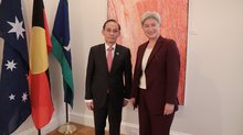 Acting Foreign Minister Le Hoai Trung (L) and Australian Foreign Minister Penny Wong. (Photo: VNA)