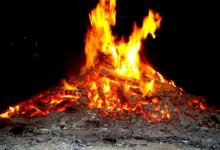 Azerbaijan celebrates Fire Tuesday of Novruz Holiday