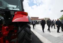 President Ilham Aliyev and President Aleksandr Lukashenko viewed bus jointly manufactured by Azerbaijan and Belarus, as well as tractors presented by the Belarusian President