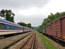 The railway sector has set a target of raising its market share to 0.27 percent in cargo transportation and 4.4 percent in passenger transportation by 2030. (Photo: VNA)