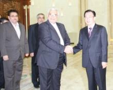 Ahmadinejad Invites His Chinese Counterpart To Visit Iran