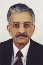 Pakistan's Former Diplomat Defends Iran’s Peaceful Nuclear Right  