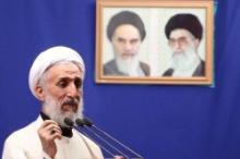 Friday Prayer Leader Warns About Enemy's Decisive Plots 
