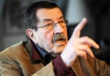 German Nobel winner Grass hails Israeli atomic whistleblower in poem