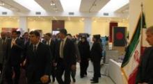 Pakistani PM Ashraf Inspects Iran Stall At D-8 Trade Exhibition 
