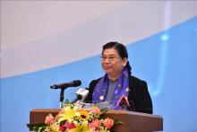 Chairwoman of the National Assembly Tong Thi Phong speaks at the conference on comprehensive development policy for children in Hanoi on November 23. (Photo: VNA)