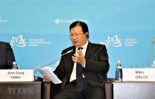 Deputy PM Trinh Dinh Dung speaks at the event. (Photo: VNA)