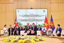 Vietnam, UK sign MoU on consumer protection