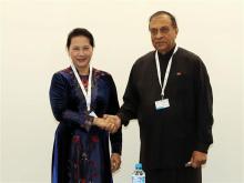 Chairwoman of the National Assembly Nguyen Thi Kim Ngan (L) and Speaker of the Sri Lankan Parliament Karu Jayasuriya (Source: VNA)