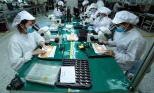 Production of electronic products for export. (Photo: VNA)