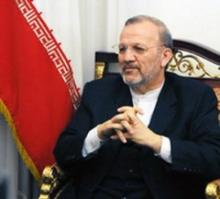 Mottaki: Regional crises cannot be resolved by resorting to ultraregional solutions